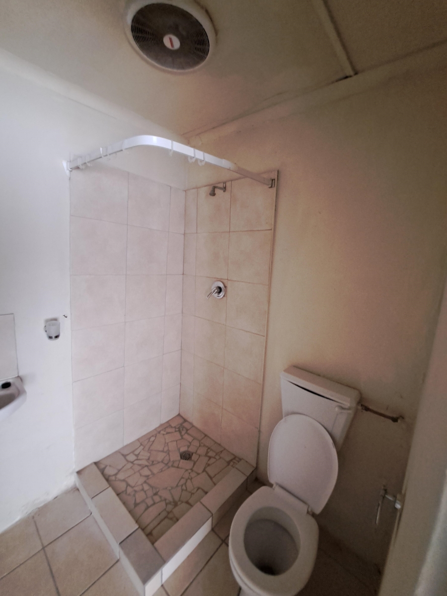 5 Bedroom Property for Sale in Ezibeleni Eastern Cape